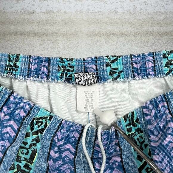 Vintage 90s Surf Style Sweat Shorts Mens L Baggy Wide Leg Blue Cotton Pattern - Picture 4 of 4